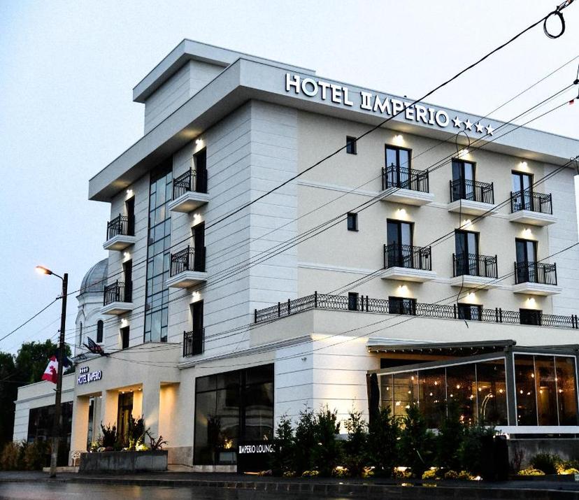 Imperio Hotel image 1